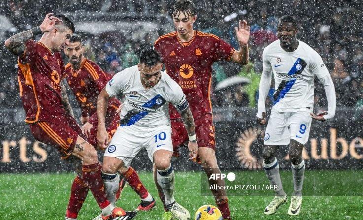 Federasi Sepak Bola Italia Selidiki Laga AS Roma vs Inter Milan