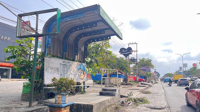 Halte_Bus_TMP_Dicoret_Pelaku_Aksi_Vandalisme_Wawako_Pekanbaru_Sebut_Semoga_Perusak_Ditindak.jpg