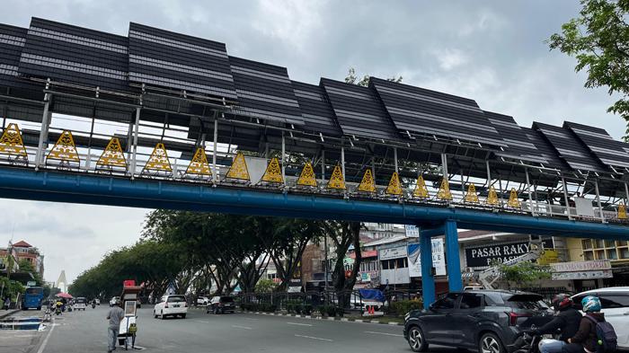 JPO-Depan-STC-Pekanbaru-akan-Dipasangi-Lampu-dan-Ornamen.jpg