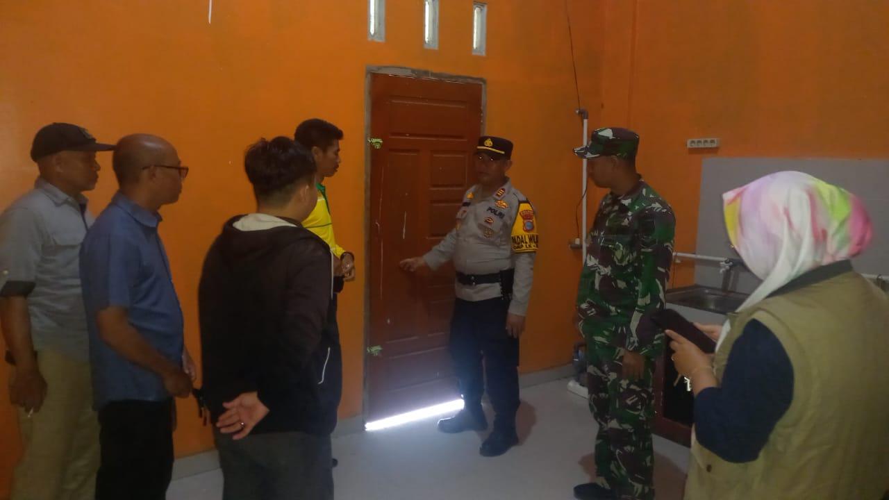Kapolsek Tempuling Cek Kesiapan Gudang Logistik Pilkada Inhil 2024