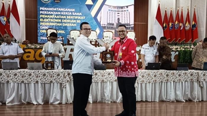 Dokumen Makin Sulit Dipalsukan, Pemkab Siak Perpanjang Kerja Sama Sertifikat Elektronik dengan BSSN - Tribunpekanbaru.com