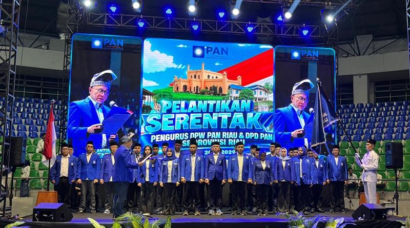 Ketum-Pan-Zulhas-Lantik-pengurus-dpw-dan-dpd-Pan-se-Riau.jpg