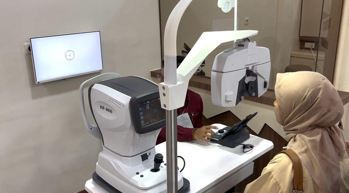 Klinik-Mata-Riau-Eye-Center-REC-yang-berada-di-Jalan-Soekarno-Hatta-No-400-B.jpg