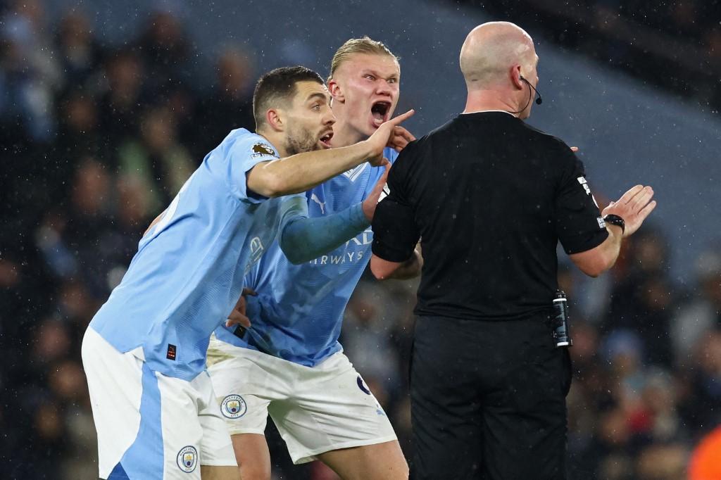 Manchester City Ditahan Imbang Spurs, Pep Guardiola dan Erling Haaland Salahkan Wasit