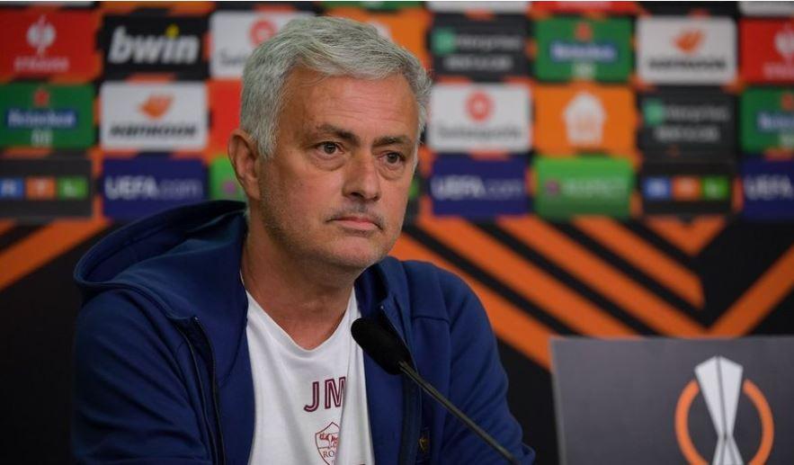 Mourinho-ribut-dengan-sejumlah-pemain-sebelum-dipecat-dari-Roma.jpg