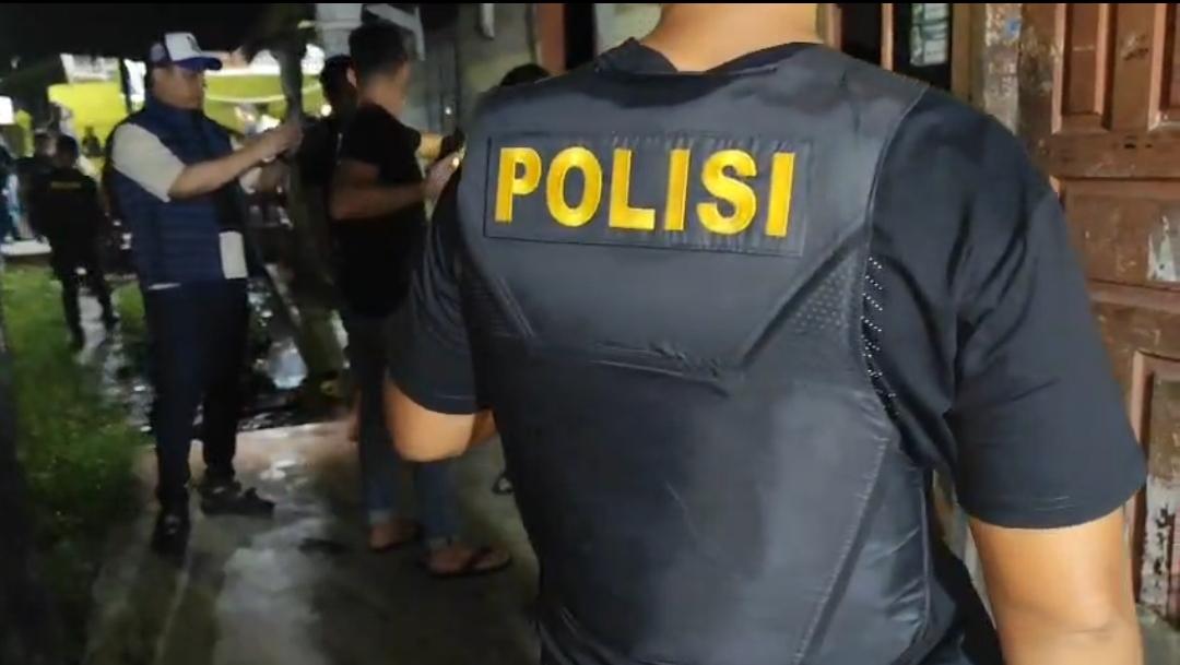 Operasi-penertiban-narkoba-di-Jalan-Pangeran-Hidayat-Pekanbaru.jpg