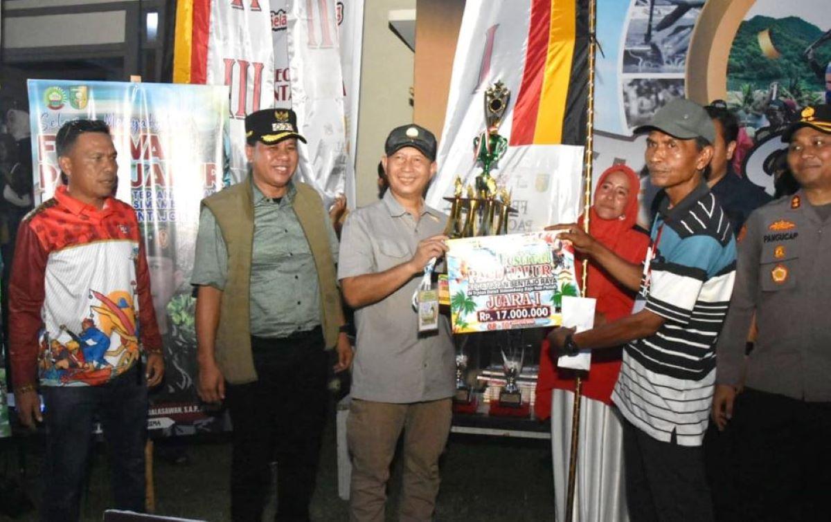 Festival Pacu Jalur Sentajo Raya Piala Danrem 031/WB, Berjalan Sukses Dihadiri Ribuan Masyarakat