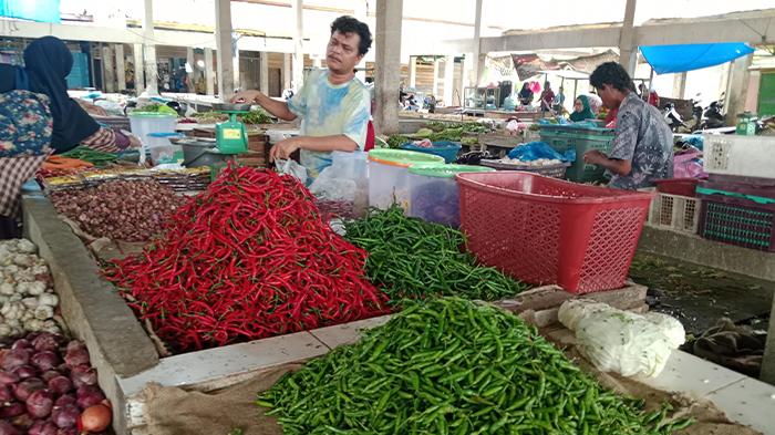 Pedagang_di_Pasar_Bintang_Kecamatan_Bangko_Kabupaten_Bagansiapiapi_02122025.jpg