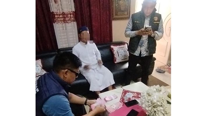 Direktur CV Shift of Marine Curhat ke Suami, Kesal Harus Beri Uang ke Kadishub Siak - Tribunpekanbaru.com