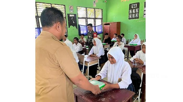 Program-Makan-Bergizi-Gratis-di-SMPN-1-Bathin-Solapan-Bengkalis.jpg