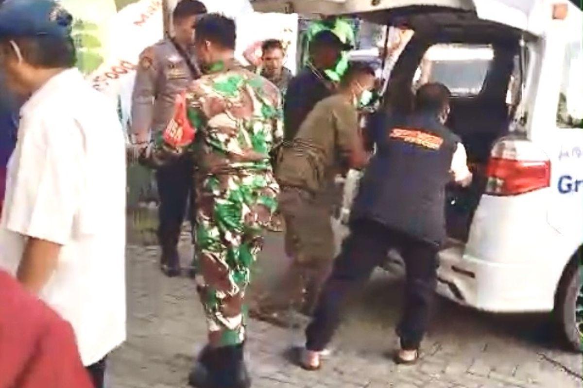 Proses-evakuasi-korban.jpg