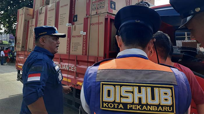 Puluhan_Kendaraan_Angkutan_Terjaring_Razia_Gabungan_di_Kota_Pekanbaru.jpg