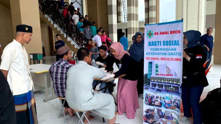 RS-Awal-Bros-Dumai-menggelar-pemeriksaan-kesehatan-gratis-di-Islamic-Center-Dumai.jpg