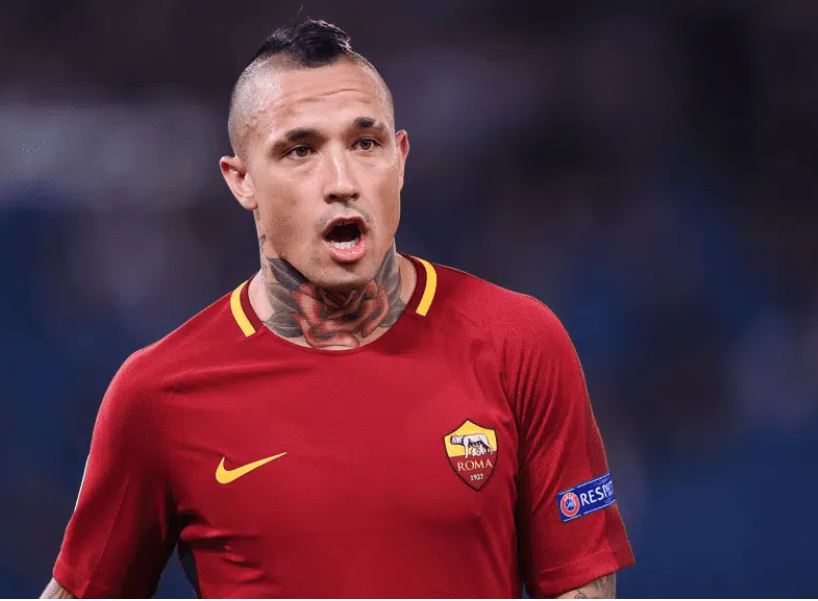 Radja-Nainggolan-sebut-punya-lebih-banyak-fans-ketimbang-Lukaku-di-Roma.jpg