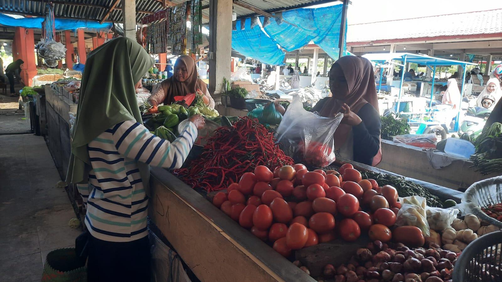Cabai Merah Besar di Kota Dumai Masih Tergolong Mahal, Emak-emak Dibuat Pusing