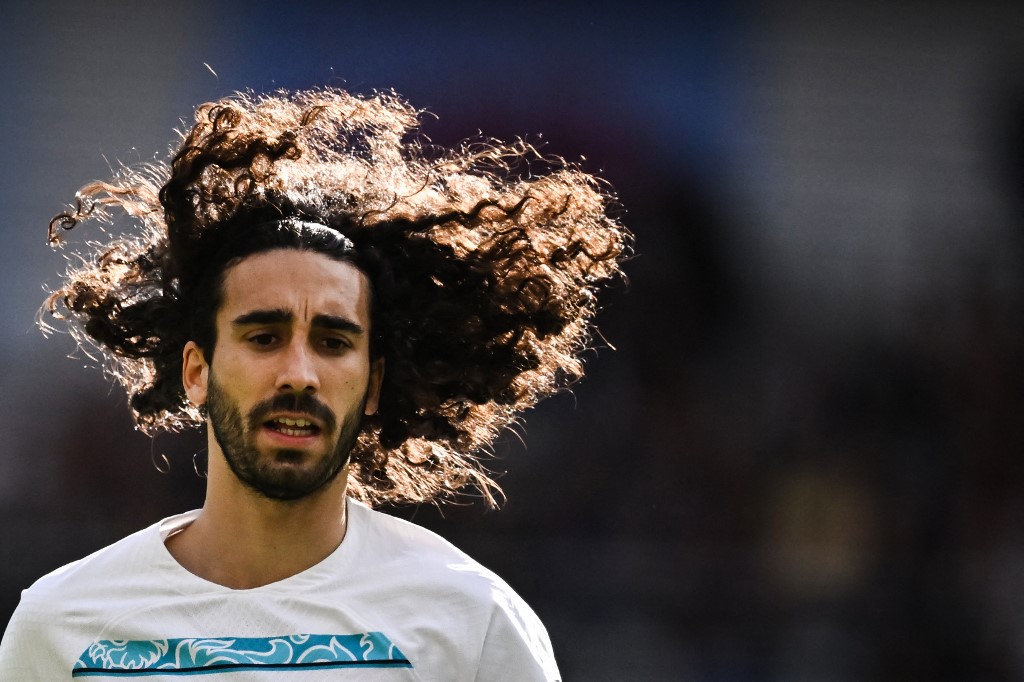 TRANSFER-DARURAT-Manchester-United-Cari-Pengganti-Luke-Saw-yang-Cedera-Marc-Cucurella-Jadi-Target.jpg
