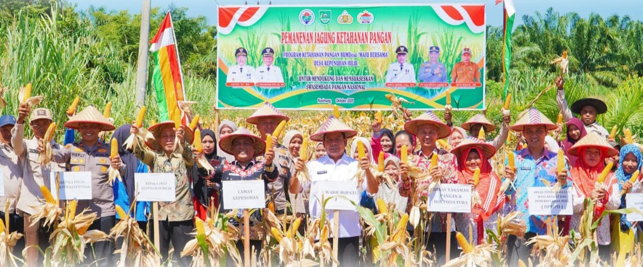 Wabup-Rohul-Syafaruddin-Poti-panen-raya-jagung.jpg