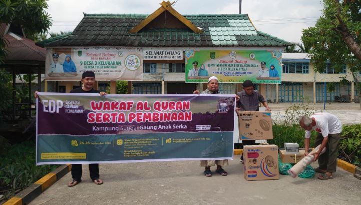 Wakaf-Al-Quran-serta-pembinaan-lewat-ekspedisi-dakwah-pedalaman-EDP.jpg