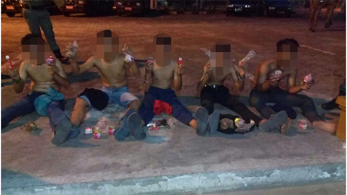 Asyik Ngisap Lem, Lima ABG Ini Tak Berkutik Saat Ditangkap Satpol PP