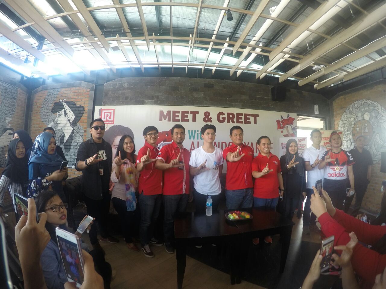 Aliando Syarief Meriahkan Loop Musik 2016 di Padang