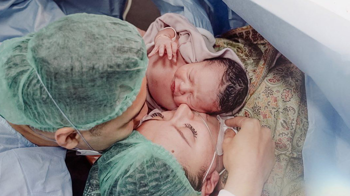 asmirandah-melahirkan-saat-natal-ini-nama-anak-dan-arti-nama-anak-asmirandah-dan-jonas-rivanno.jpg