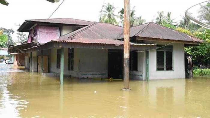 banjir-kampar-senin.jpg