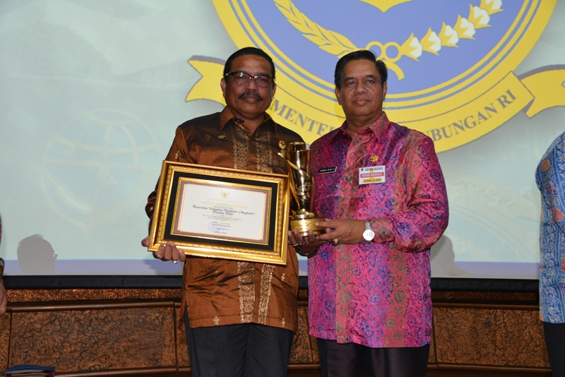 Bengkalis terima piala WTN