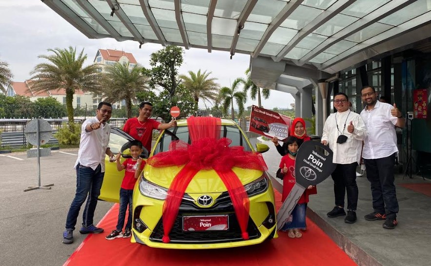 Beri Apresiasi Pelanggan Batam, Telkomsel Serahkan Hadiah Mobil di Program Undi Undi Hepi