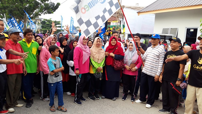 Membaur Bersama Masyarakat. Wakil Walikota Pekanbaru Apresiasi Pegadaian Keliling Kampung