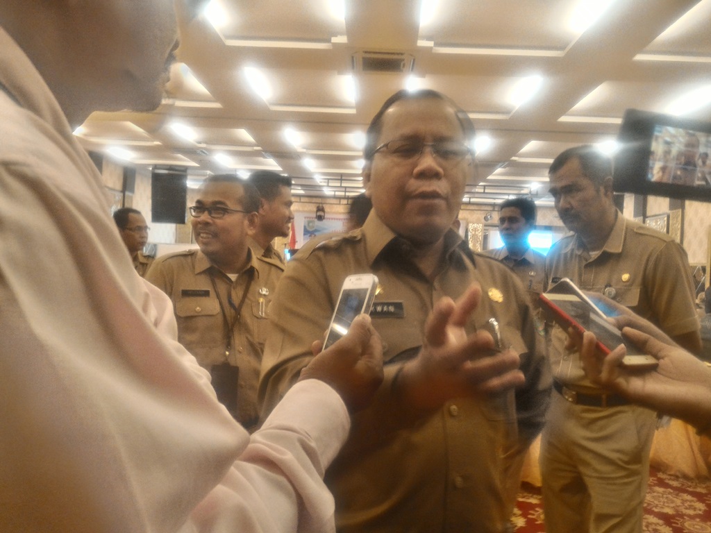 bupati-kepulauan-meranti_20180423_231311.jpg