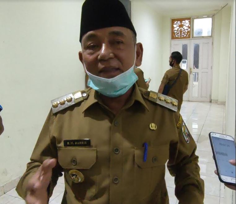 bupati-pelalawan-hm-harris-angkat-bicara-mengenai-dinas-pupr-pelalawan.jpg