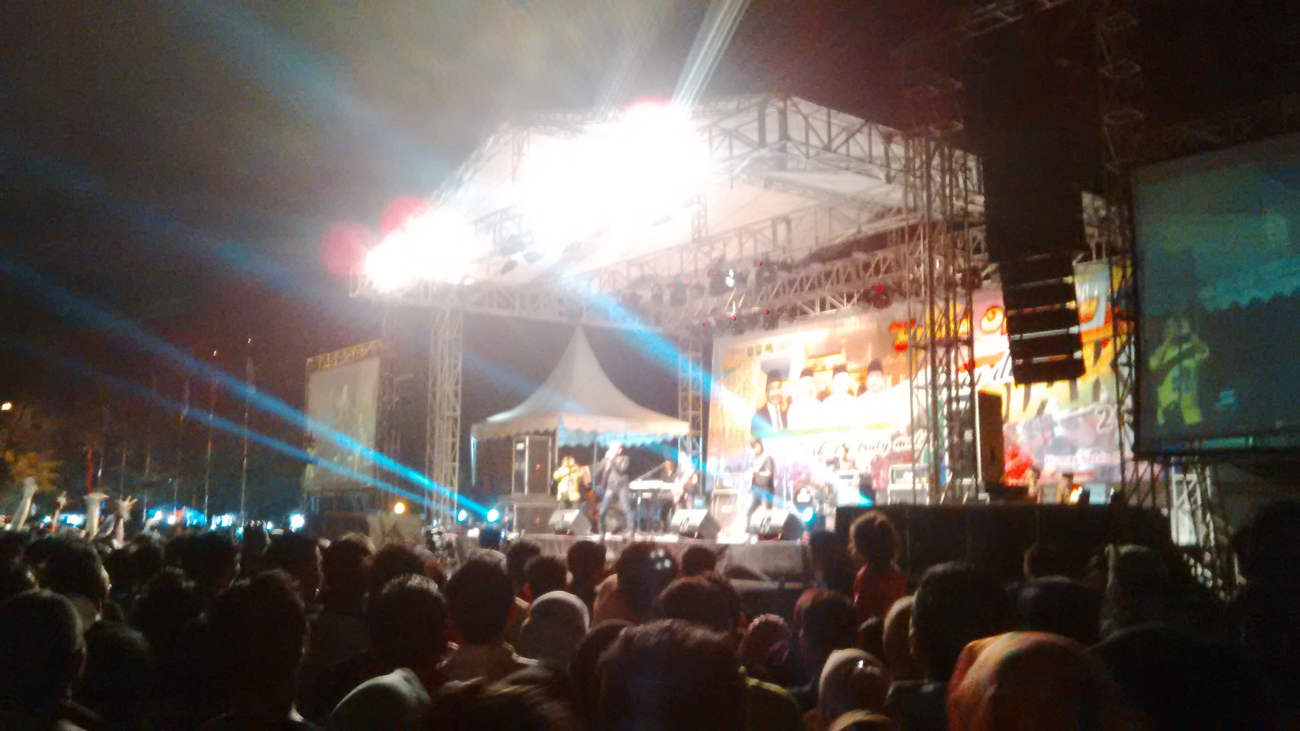 Warga Siak 'Disihir' Firman dan Husein di Acara Pembukaan Tour de Siak