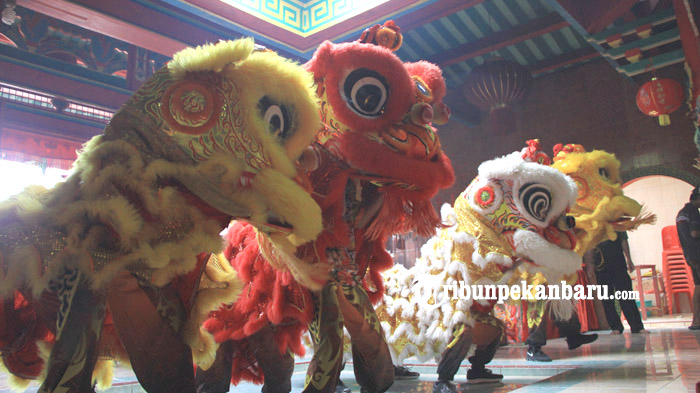 FOTO: Atraksi Barongsai Meriahkan Perayaan Imlek 2570 - foto_atraksi_barongsai_meriahkan_perayaan_imlek_1.jpg