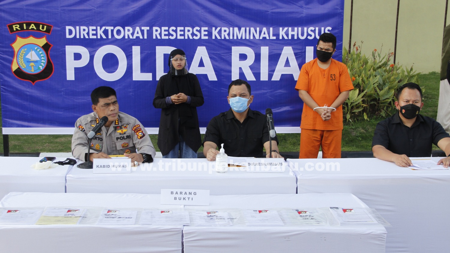 UPDATE Kasus Pencurian Uang Nasabah oleh 2 Oknum Pegawai Cabang Bank Daerah di Pekanbaru, Tahap II