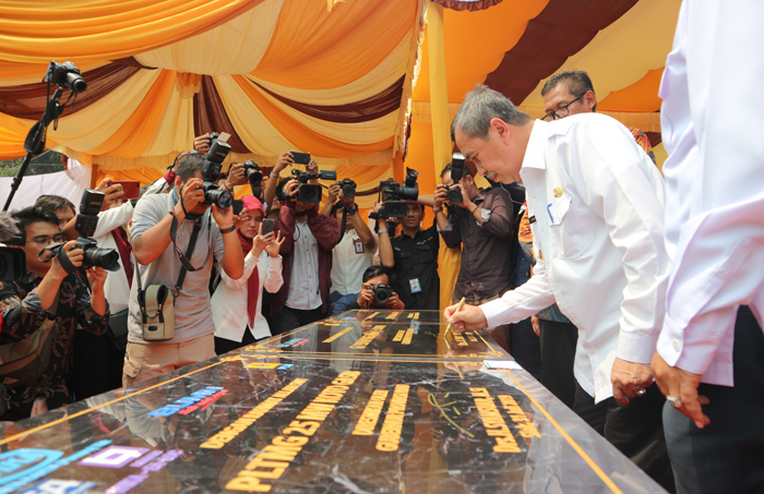 Perkembangan Kelistrikan Dorong Pertumbuhan Industri di Riau