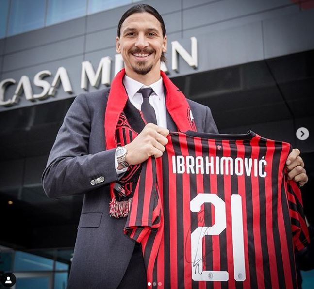 ibrahimovic-resmi-berseragam-ac-milan.jpg