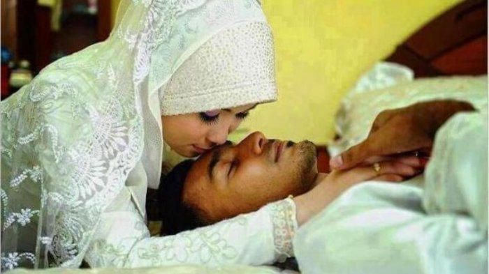 ilustrasi-hubungan-suami-dan-istri-hubugan-intim_20180529_160451.jpg