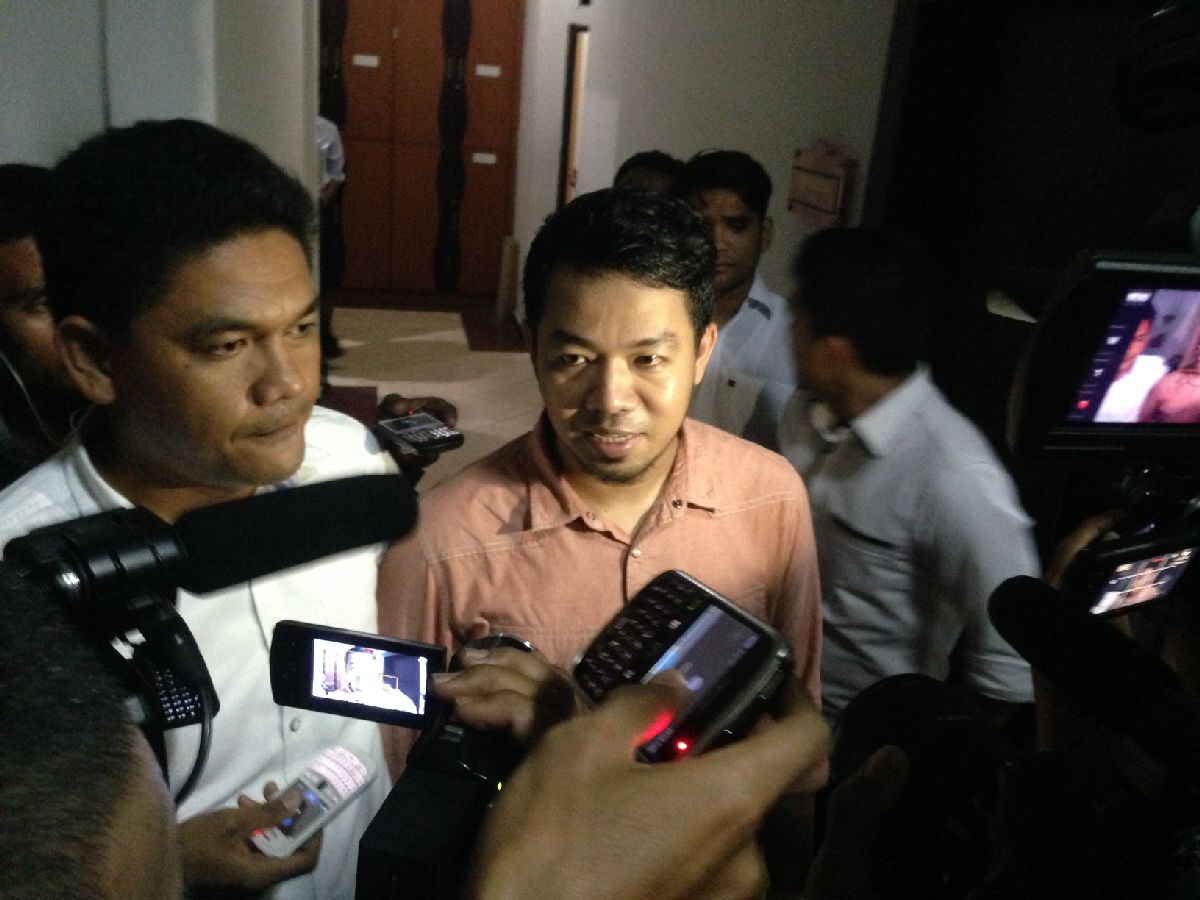 Jamal Abdillah Pasrah Ditahan Penyidik Polda Riau