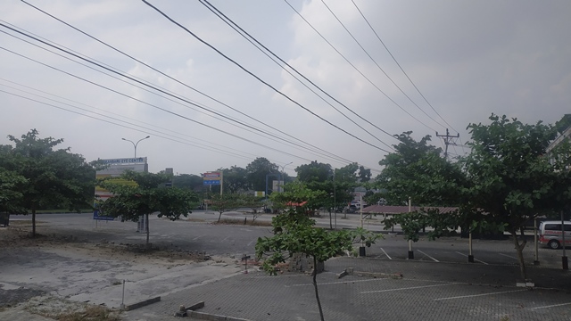 kabut-asap-tipis-mulai-terasa-di-kota-pekanbaru-minggu-332019.jpg