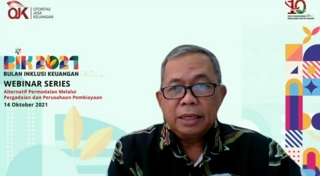 kepala_ojk_provinsi_riau_m_lutfi_saat_kegiatan_webinar.jpg