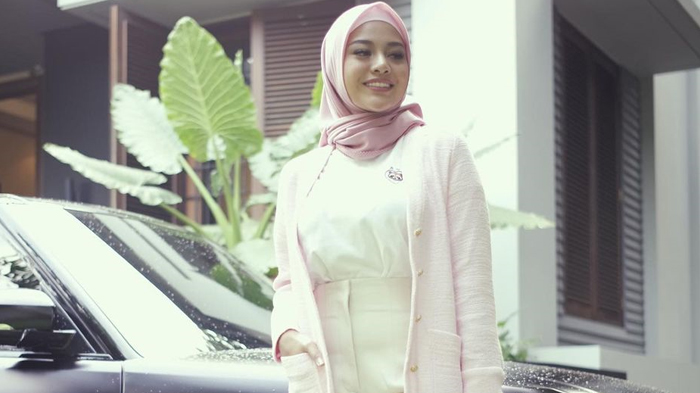 ketika-aurel-hermansyah-berhijab-istri-atta-halilintar-banjir-pujian-dan-doa-semoga-istiqomah3.jpg