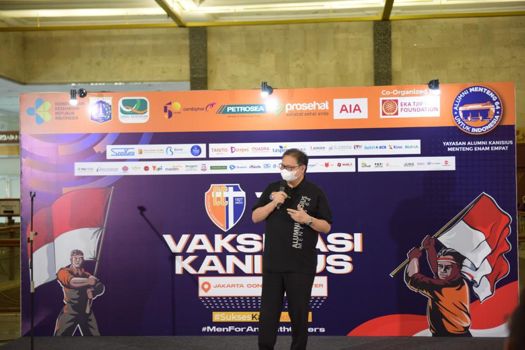 ketua-komite-penanganan-covid-19-dan-pemulihan-ekonomi-nasional-kpc-pen.jpg