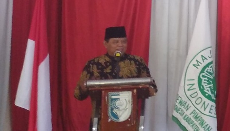 ketua-mui-riau-prof-dr-h-ilyas-husti-ma.jpg