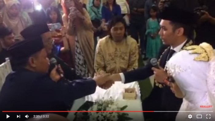VIDEO: Ini Jadinya Bila Komedian Komeng jadi Wali Akad Nikah, Mempelai Wanita Sampai Sakit Perut!