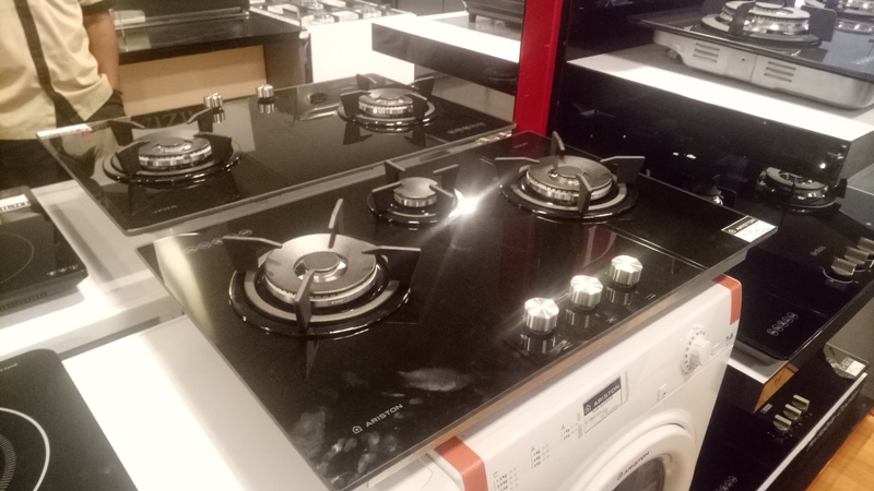kompor-ariston.jpg