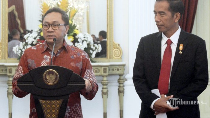 konferensi-pers-tersebut-digelar-terkait-masuknya-pan-ke-koalisi-indonesia-hebat_20150905_113545.jpg