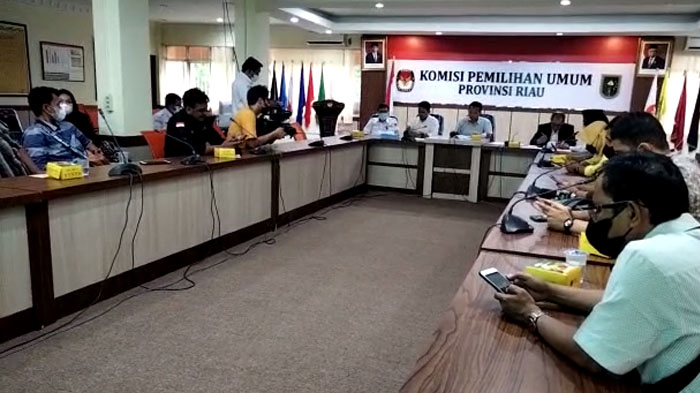 kpu-riau-evaluasi-dan-persiapan-tatap-pemilu-2024.jpg