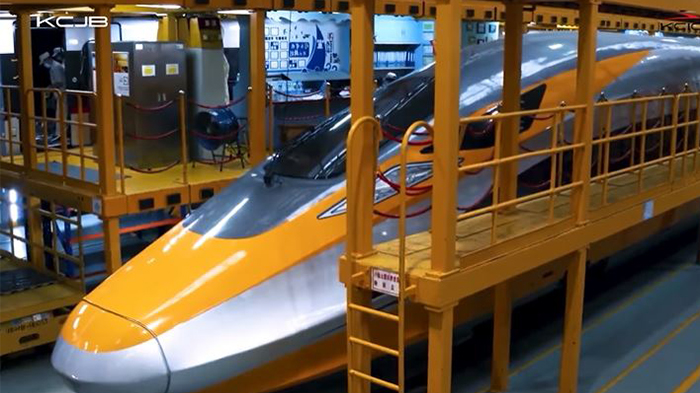 langsung-dikirim-dari-china-ini-penampakan-kereta-cepat-jakarta-bandung.jpg