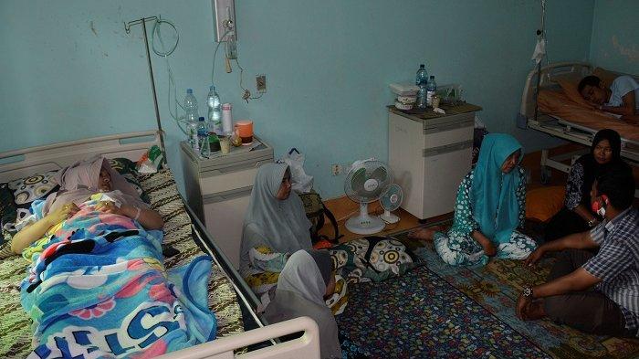lapor-pak-menkes-budi-gunadi-tubuh-mahasiswi-aceh-membiru-dan-kejang-usai-disuntik-vaksin-covid-19.jpg