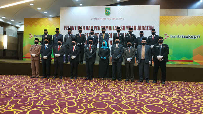 Gubernur Riau Persilakan Pejabat Undurkan Diri Kalau tak Siap Diajak Rapat Kapan Saja